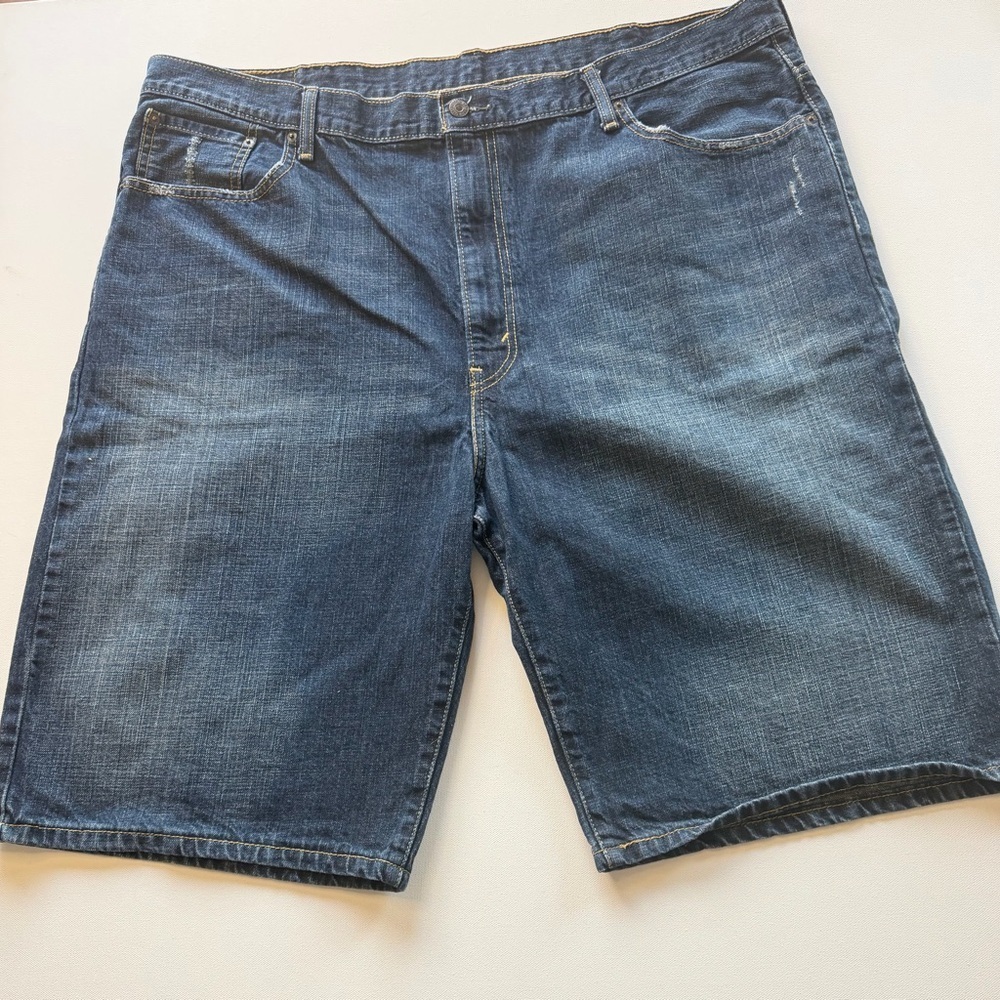 EUC Men's Y2K Levi's Jean Shorts Size 44 12" Inseam (KB3)